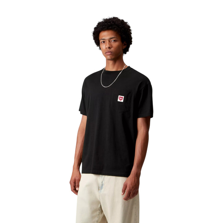 S/S Pocket Heart T-Shirt Black / Red