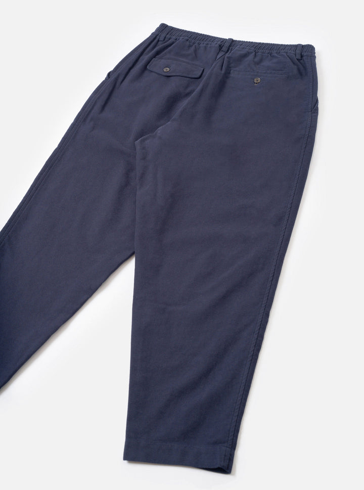 Universal Works Pleated Track Pant Comfort Moleskin Navy Blu - foto 5